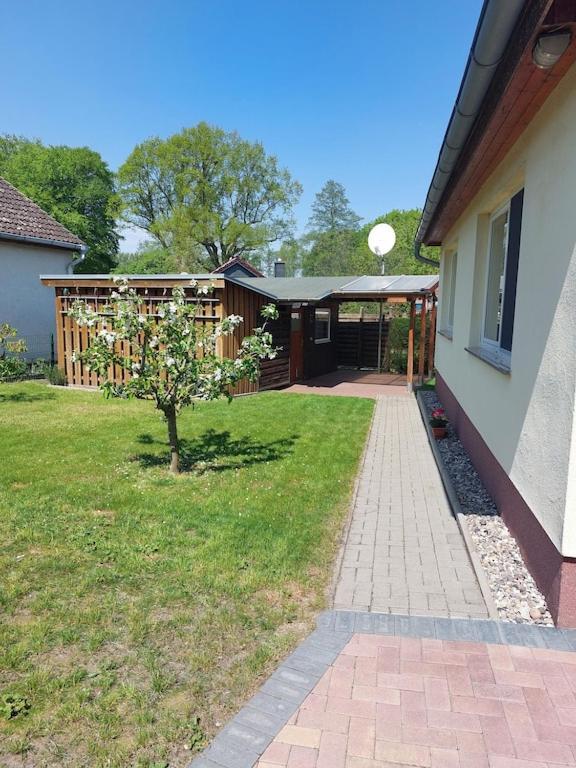 Ferienhaus Flessenow Am Schweriner See Exterior photo